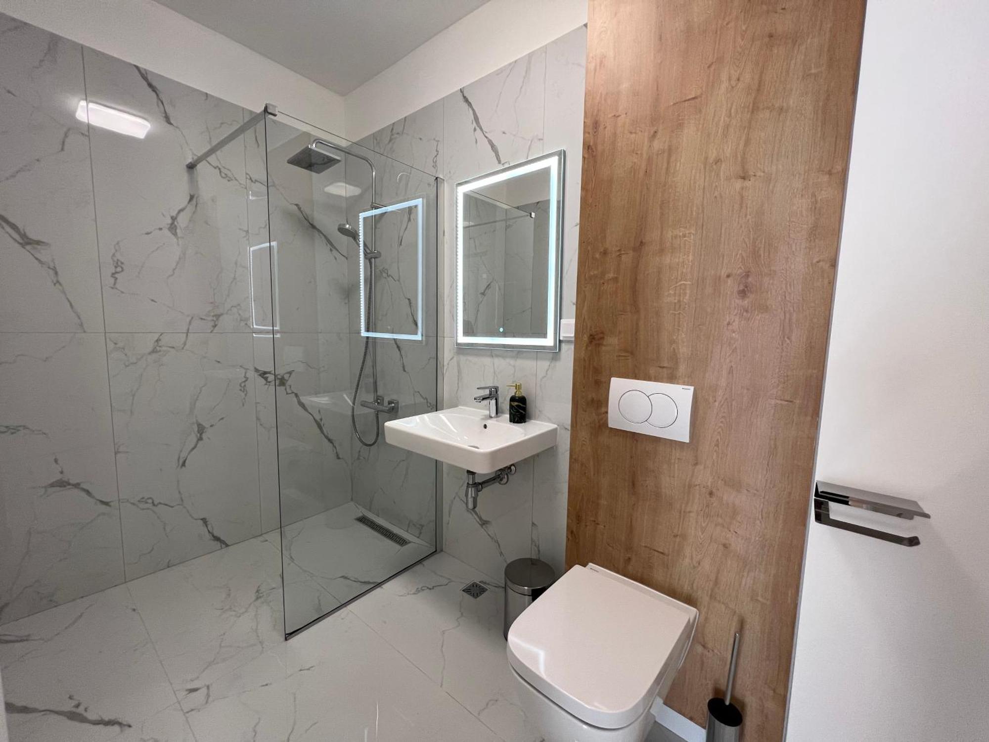 Exit Aparthotel Флорешть Екстер'єр фото