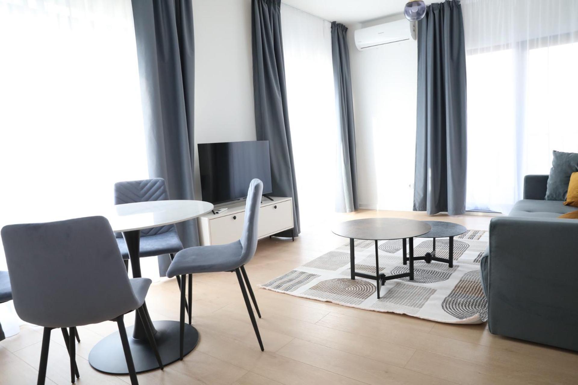 Exit Aparthotel Флорешть Екстер'єр фото
